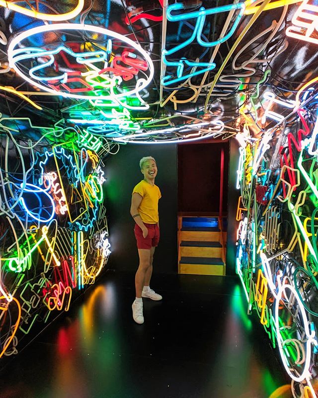 Thank you everyone for all your kind birthday wishes! π Cheers a bigger, brighter, electric final year of my 20s. β‘π₯ I've never been happier and more excited for the future. π Life is a beautiful thing. π Stay tuned for more stories from my day @momaps1 and @newmuseum like this moment inside of Marta MinujΓn's installation. π‘π€© #newmuseum #martaminujin
β
#neonlights #neon #art #artinstallation #immersive #installationart #artoftheday #artofvisuals #contemporaryart #birthdayboy #artblogger #thankful #blessed #artlover