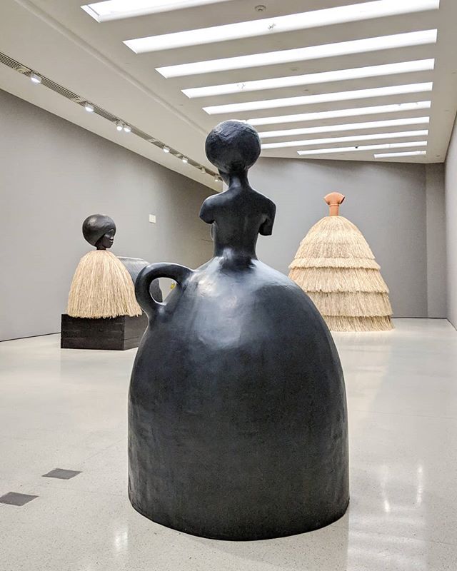 Have you experienced the cultural resonance of Simone Leigh's work yet? From winning the Hugo Boss prize at @guggenheim to art fairs, biennials and public work on the Highline, she has had quite the year and she deserves every bit of it. Her solo exh