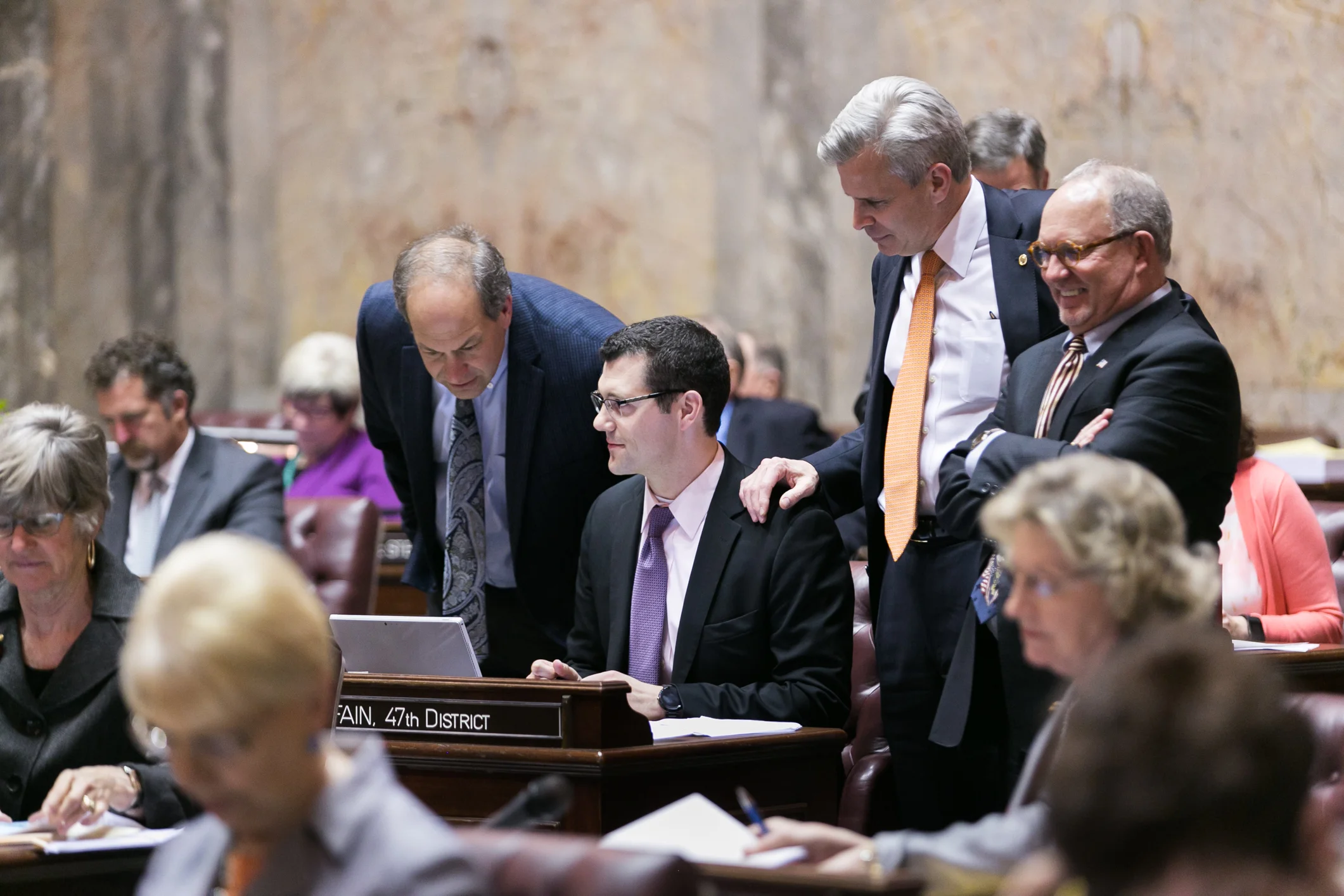 New bill lets lawmakers give away their pay