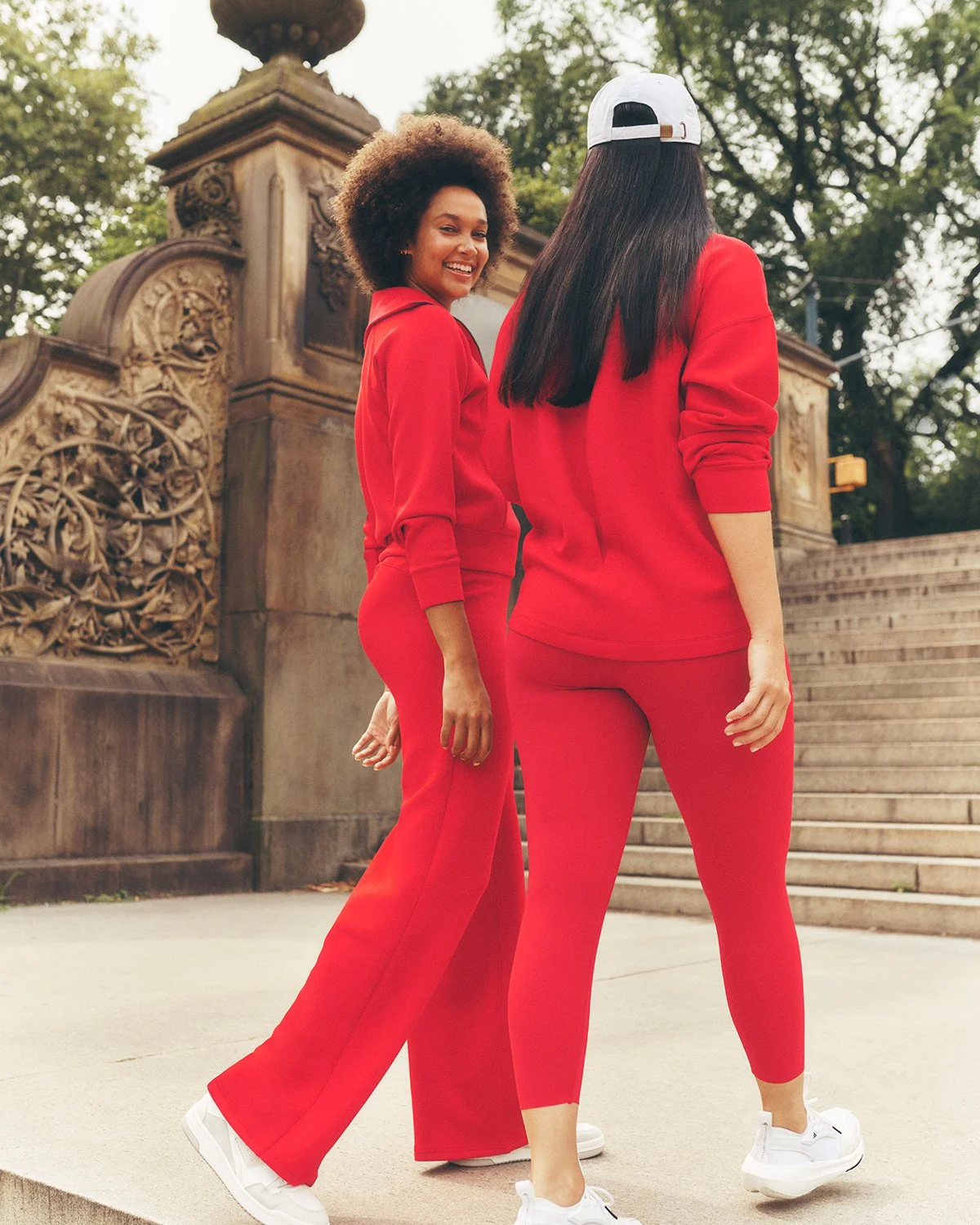 50712R-SpanxRed_50124R-SpanxRed_Editorial_25500.jpg