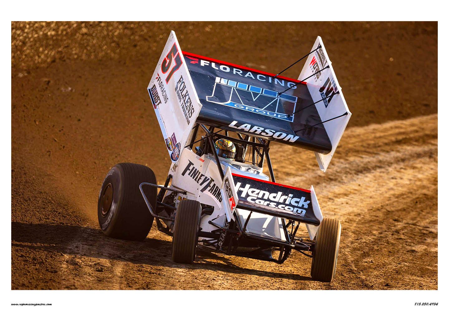 kyle larson sprint car.jpg