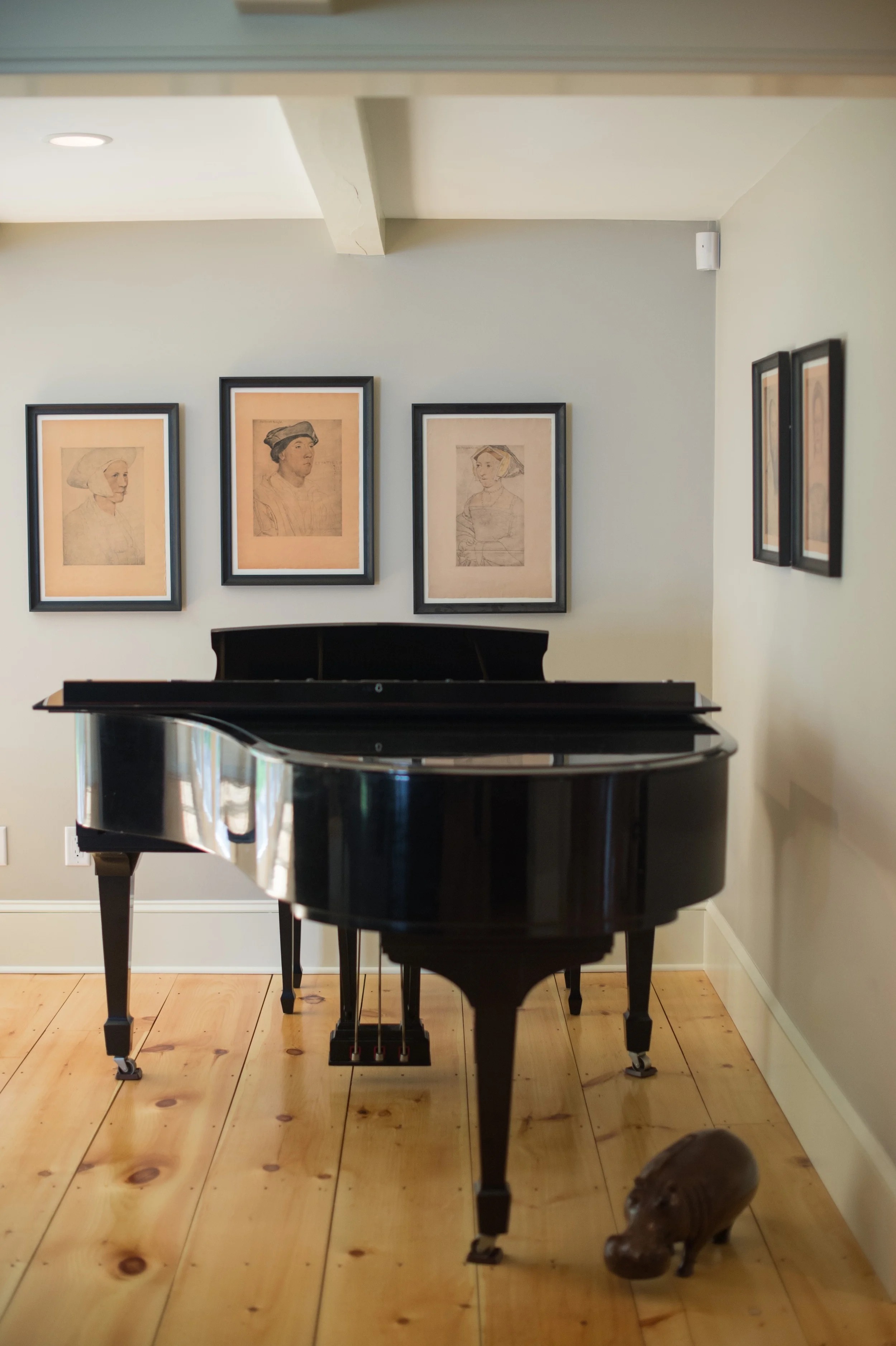 20GodfreySt0131.jpg