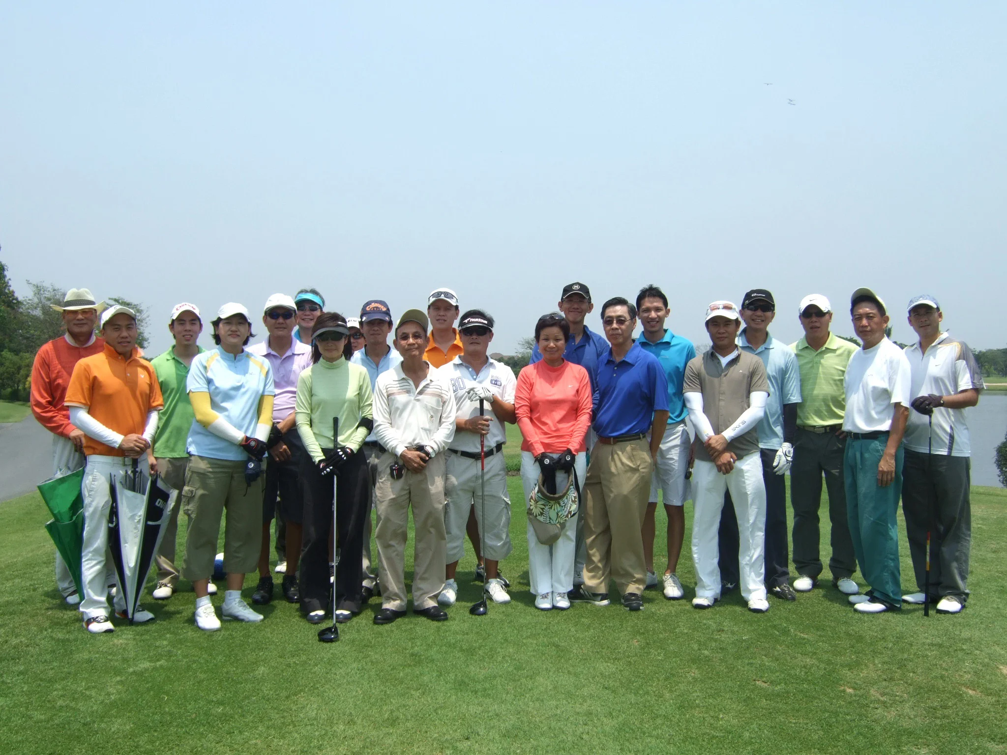 100328 - At Hole 1.JPG