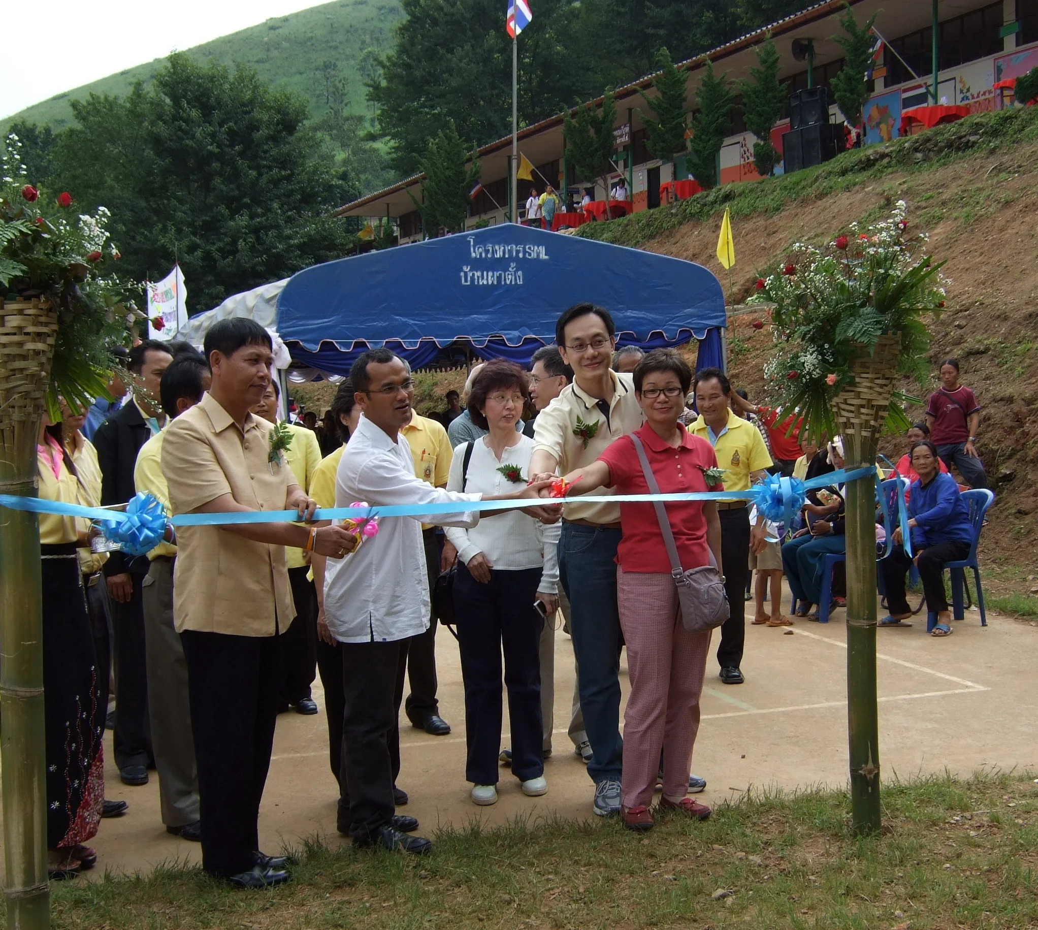 070528_BaanPodVittaya_Opening Ceremony.jpg