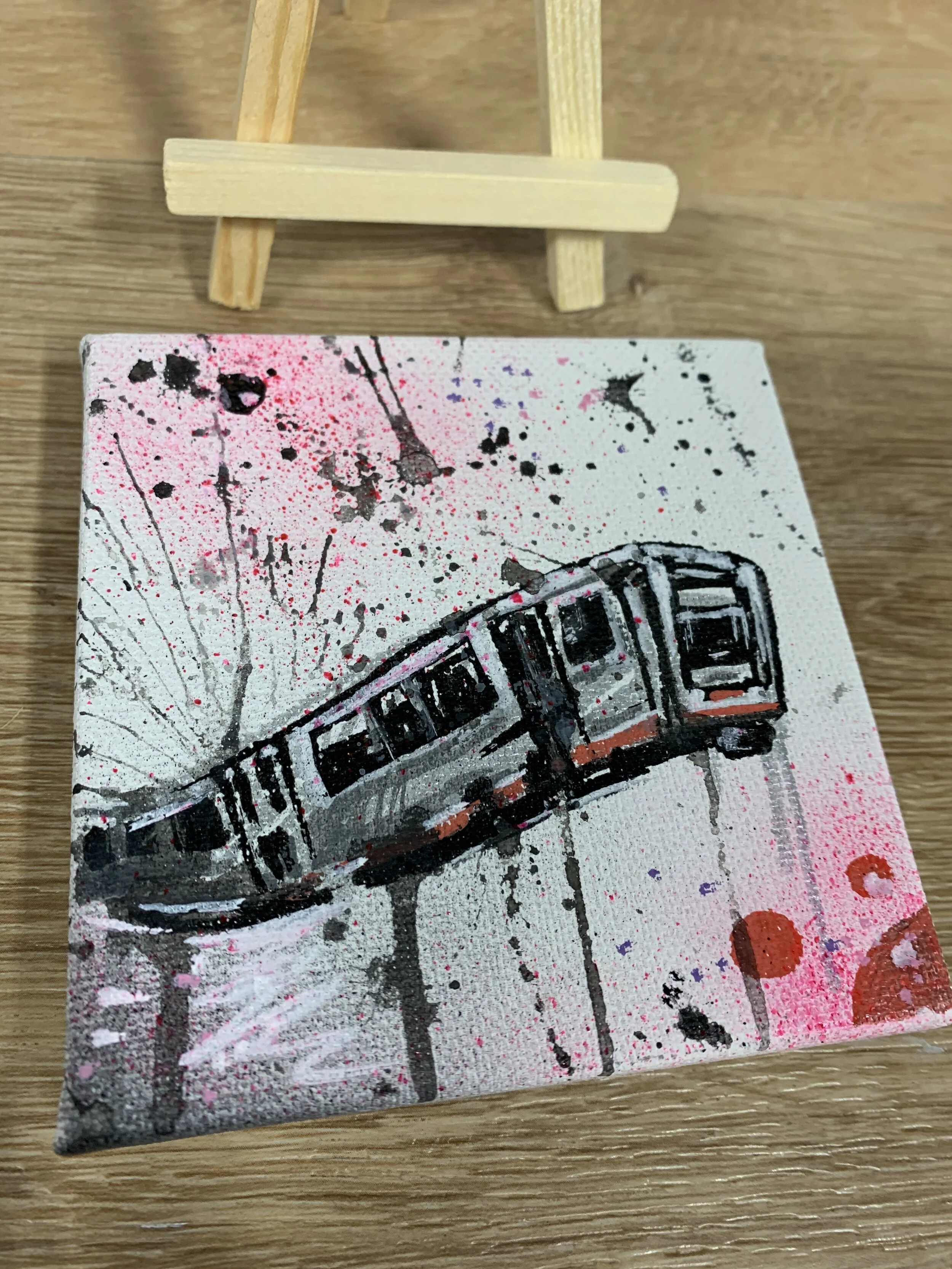 CE4DDA5C-0E6F-4AF7-B2DA-A28477489A67