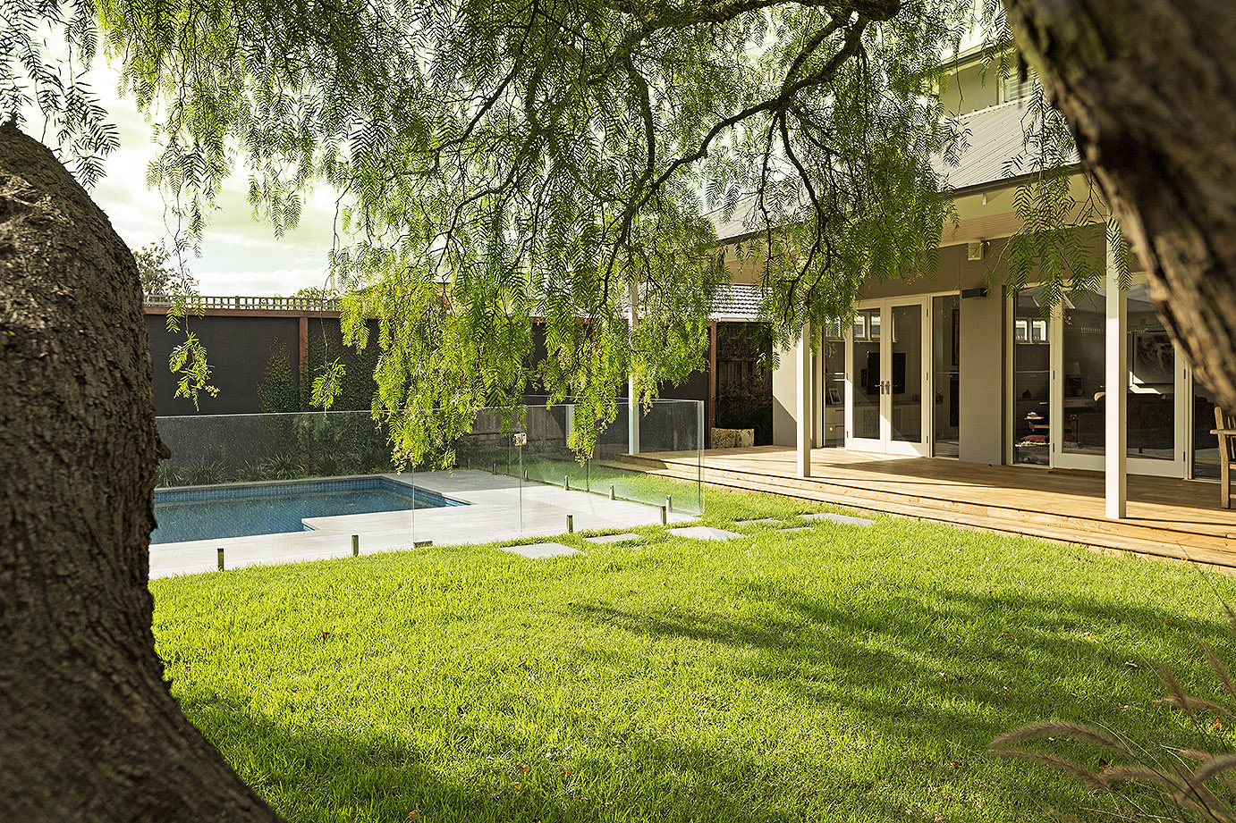 LandscapeLifestylePoolTreeLawnB.jpg