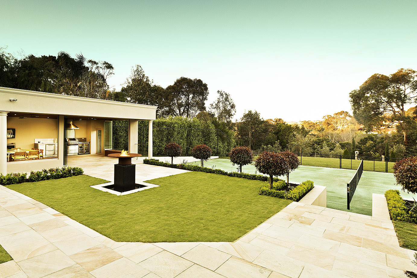 LandscapeLifestyleGardenTennisCourt.jpg