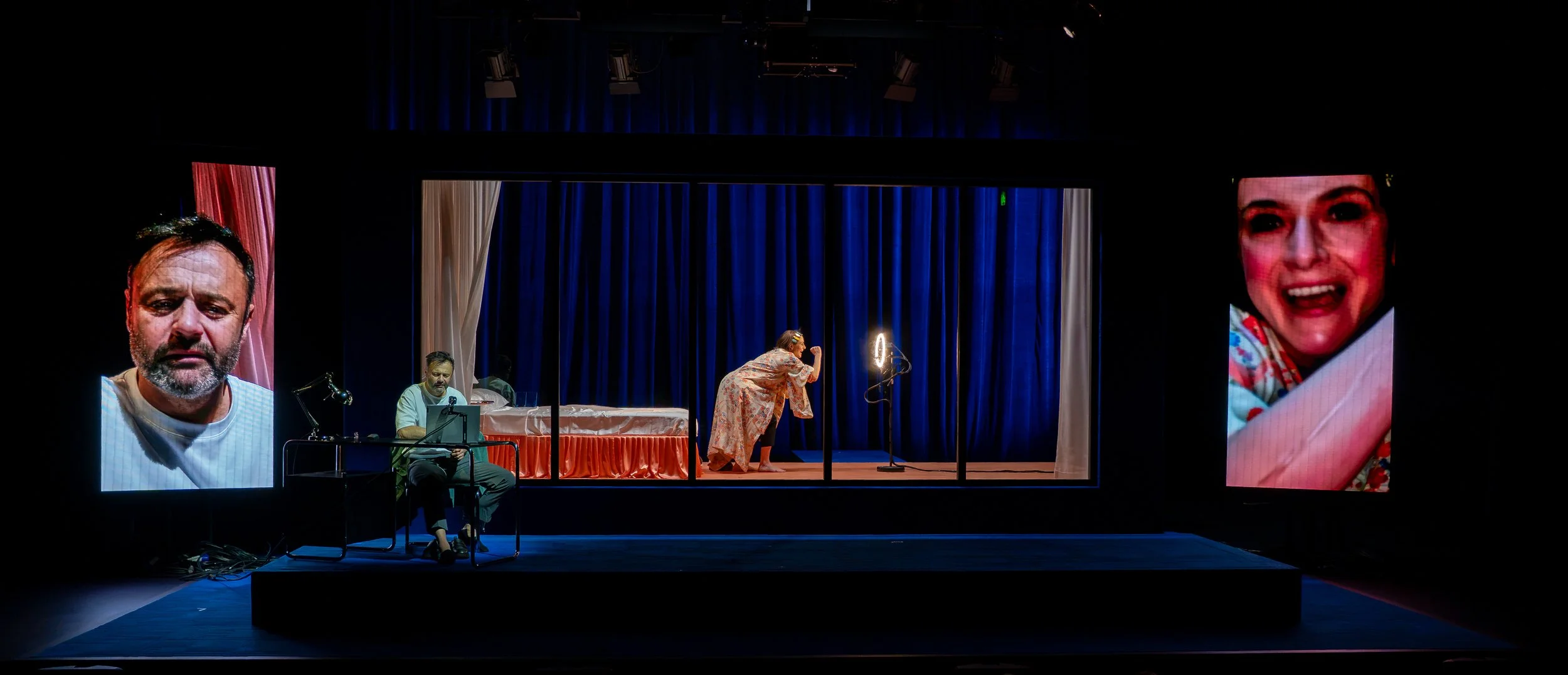COMMENTARY_PRODUCTION_STILLS_by_MATT_BYRNE-05384.jpg