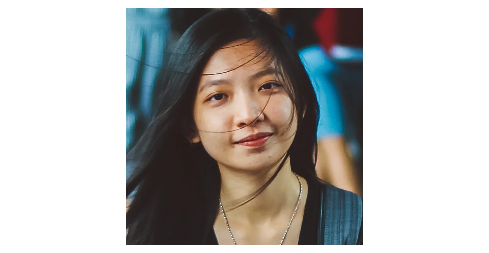 “ I love following YouTube beauty vloggers, foodies and travelers. My friends' tell me I'm their 'go to' for constructive feedback or info, but I honestly wouldn't be interested in becoming a blogger myself. I don't want to become youtube-famous, and I'm busy enough with my own work. Hey, but let's be honest, I don't believe companies actually reading their customer reviews anyways." - Rey Park 25, Barista