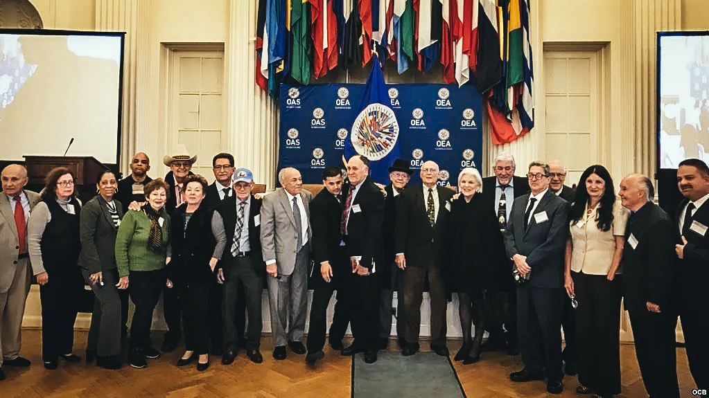 Participantes en la conferencia de OEA sobre situación de derechos humanos en Cuba.