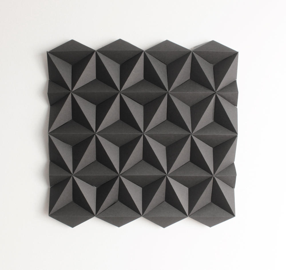 01 Black 40x40_web.jpg