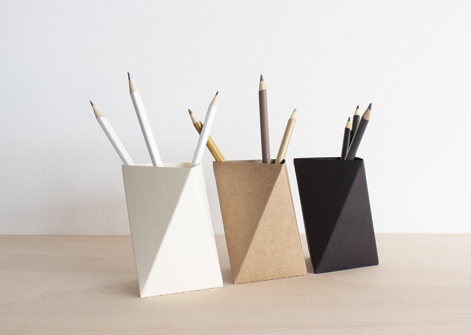 20 Cool Desk Organizers You Can Buy - Hongkiat