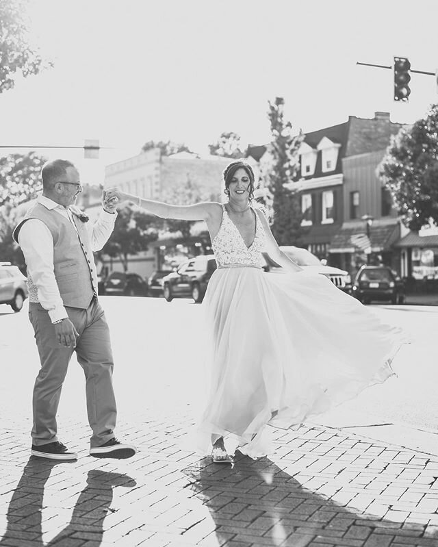 A friendship that caught on fiiii-ya🔥
&bull;
&bull;
&bull;
&bull;
#lovestories #couples #bride #groom #truelove #makeportraits #forever #soulmate #soulfood #smalltown #ido