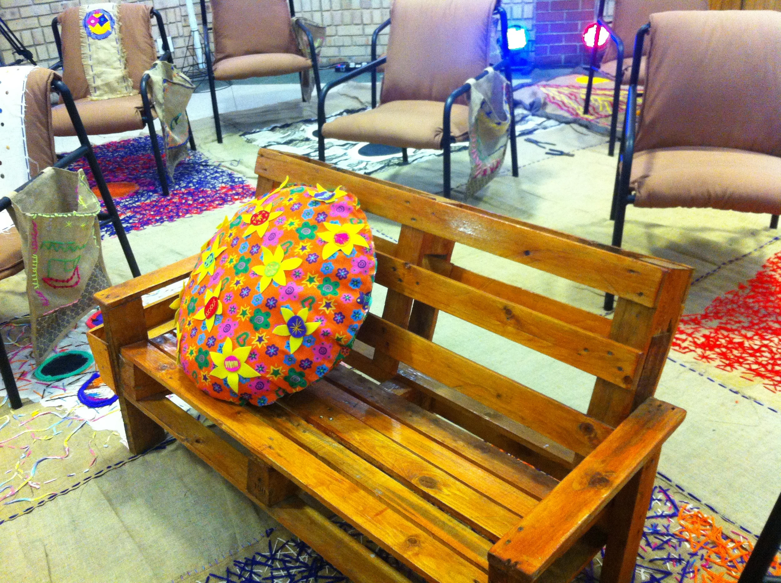 Bench with cushion.JPG