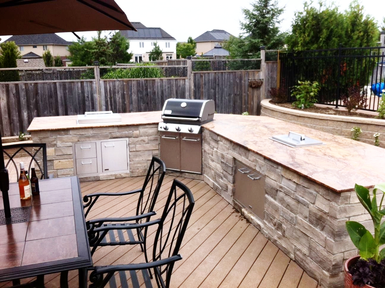 london-ontario-best-landscaper-backyard-patio-05.jpg