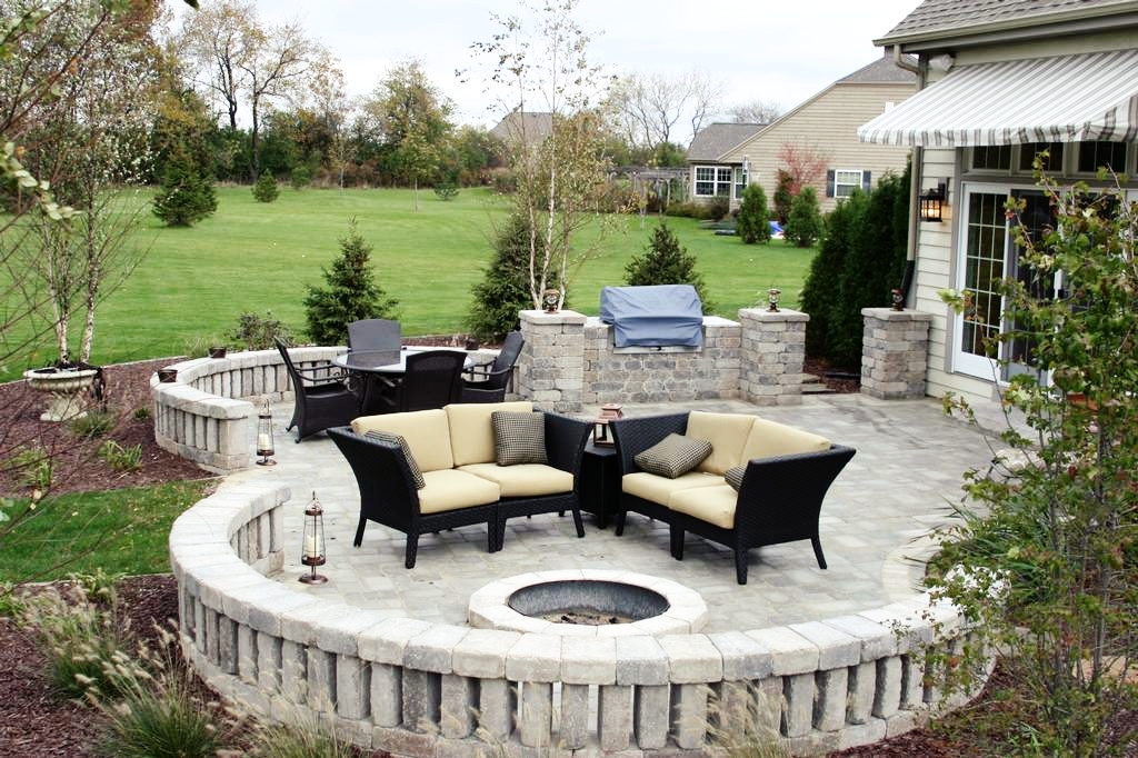 london-ontario-best-landscaper-backyard-patio-17.jpeg