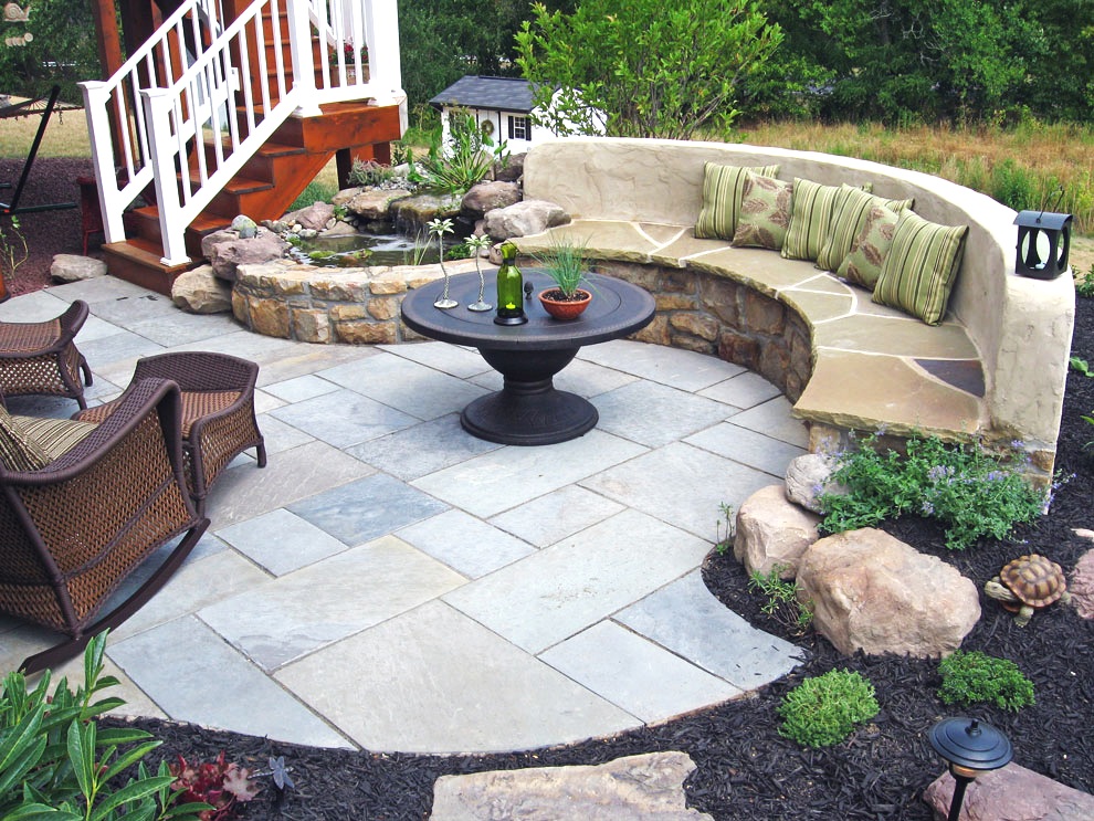 london-ontario-best-landscaper-design-landscaping-patio-driveway-deck-hunter-home-garden-07.jpg