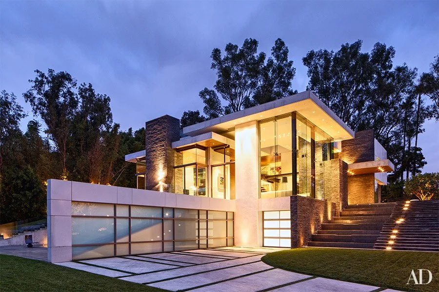 item1.rendition.slideshowHorizontal.stephen-dubin-whipple-tocha-robbins-beverly-hills-home-01.jpg