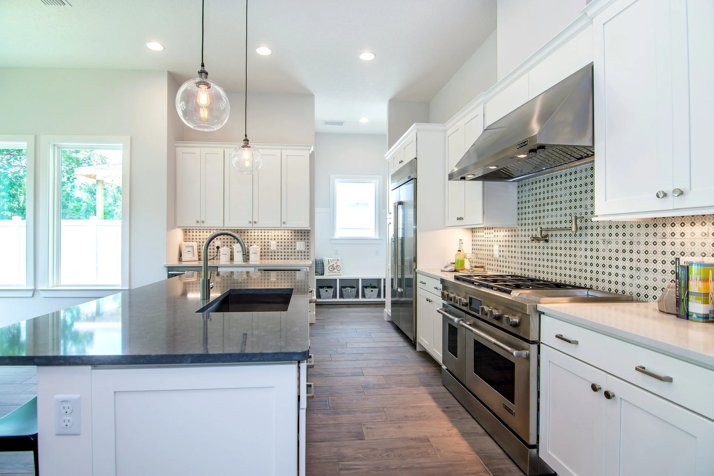 Hazel Kitchen4.jpg