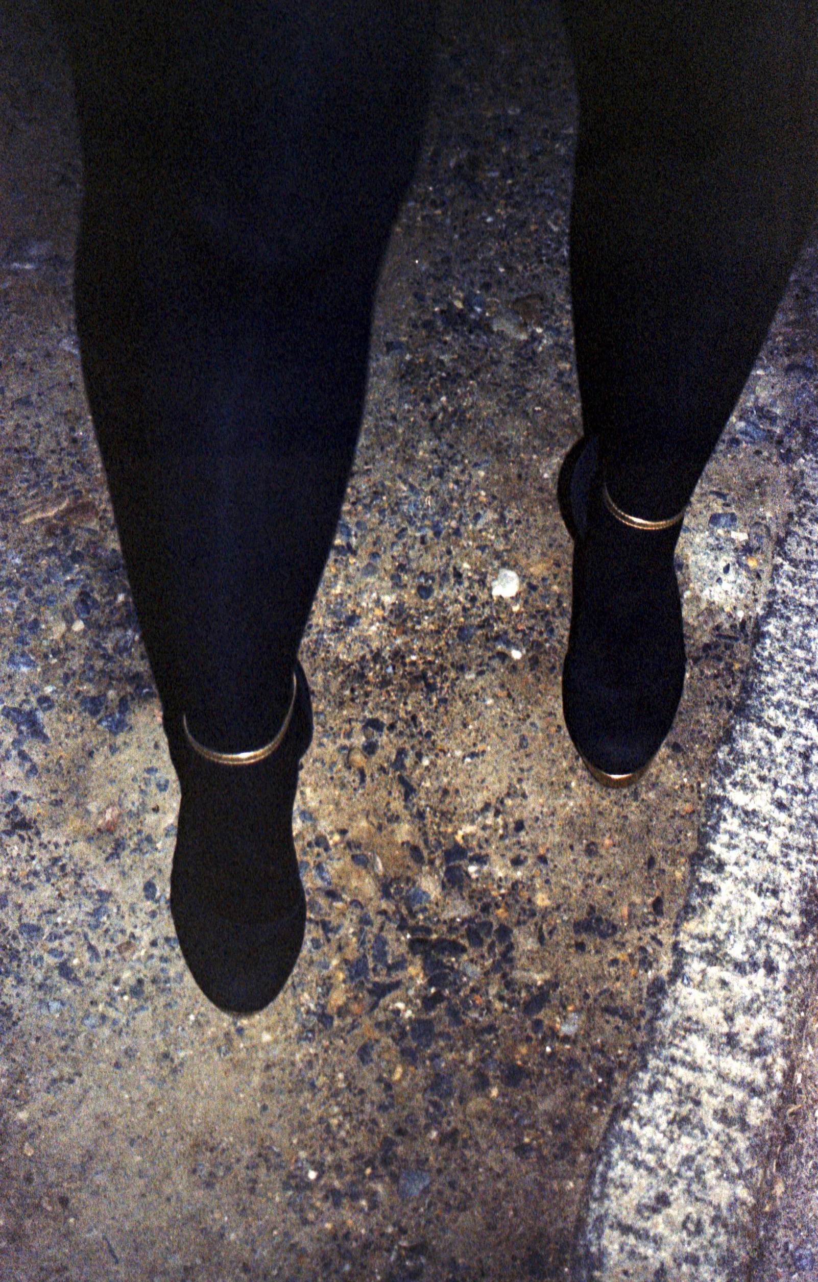 legs2.jpg