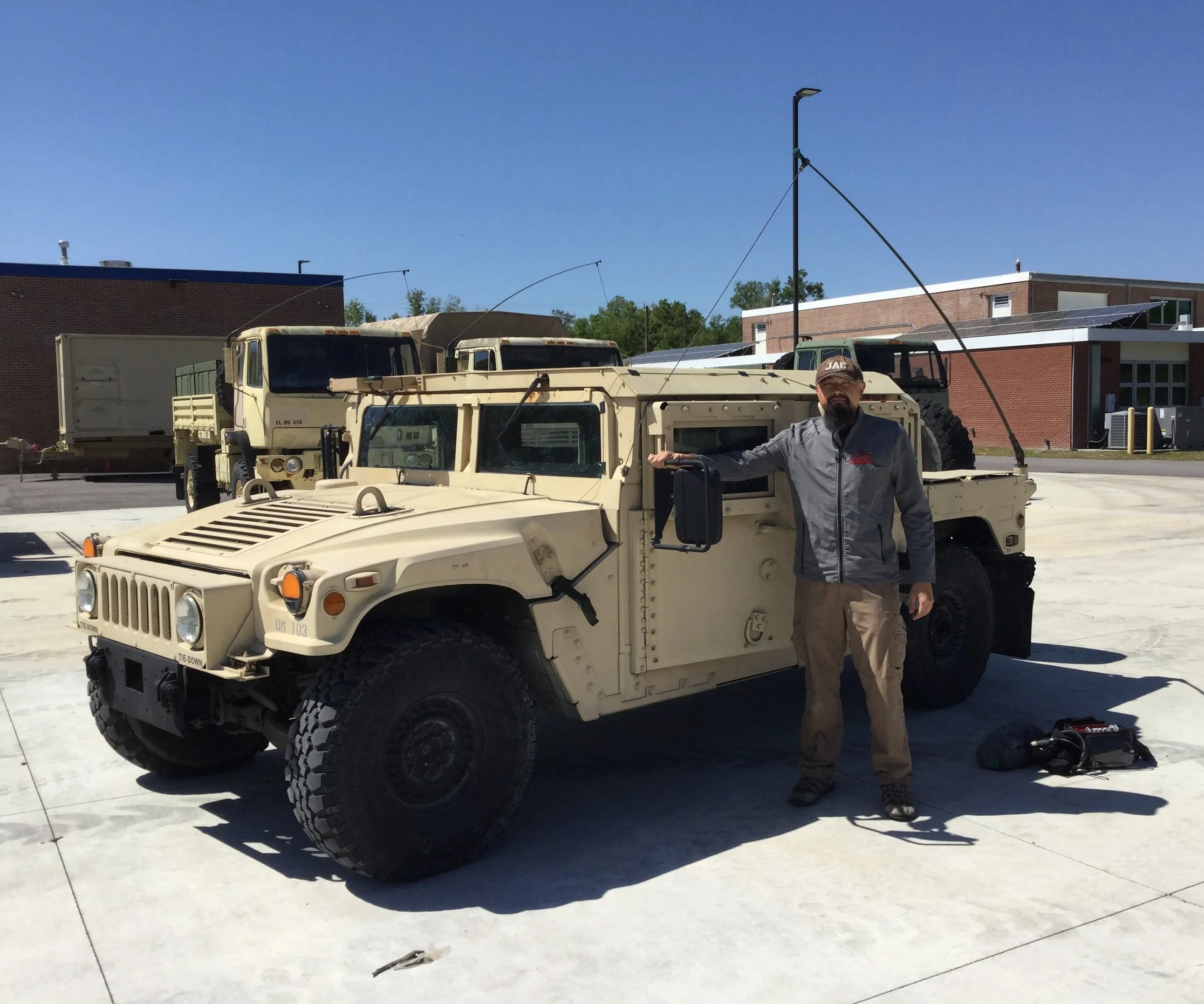 Video of Armored Military Humvee sfx library
