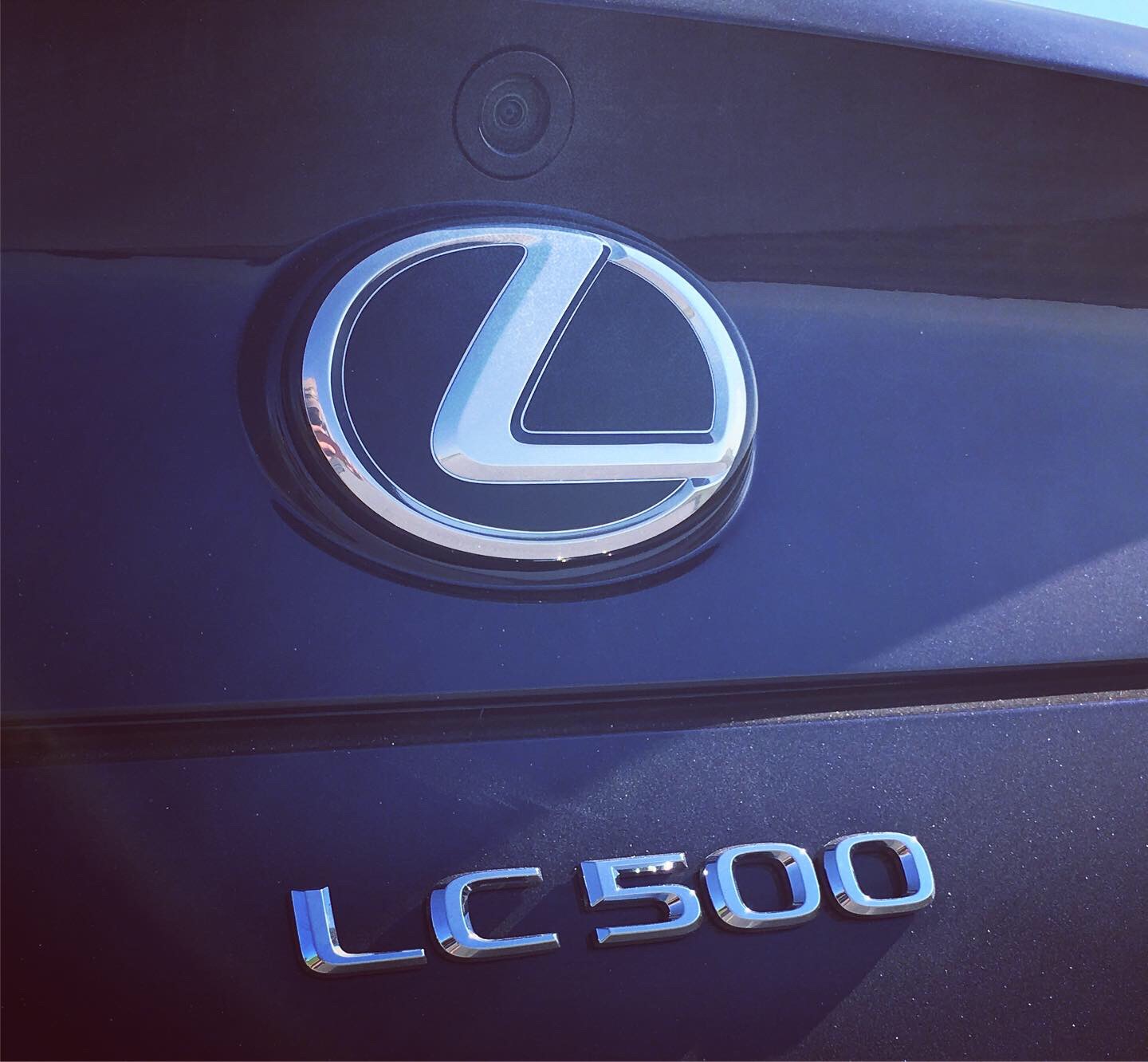 Lexus_LC500_2020_SportsCar_Logo.JPG