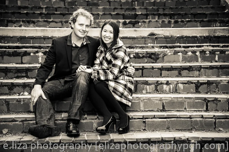 Engagement Photos :: e.liza photography :: www.elizaphotographypgh.com
