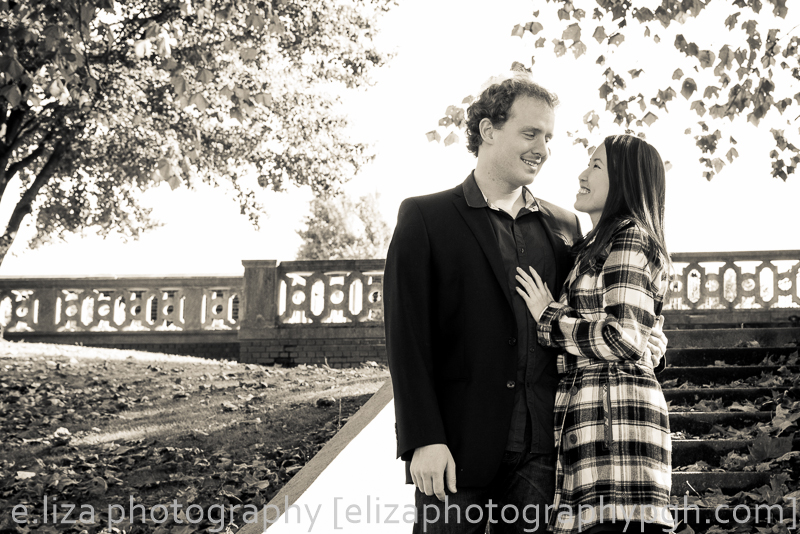 Engagement Photos :: e.liza photography :: www.elizaphotographypgh.com