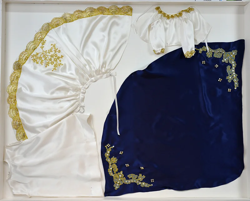 Vestes da imagem de N. Sra. das Dores – Fazenda Pinhal, São Carlos, SP