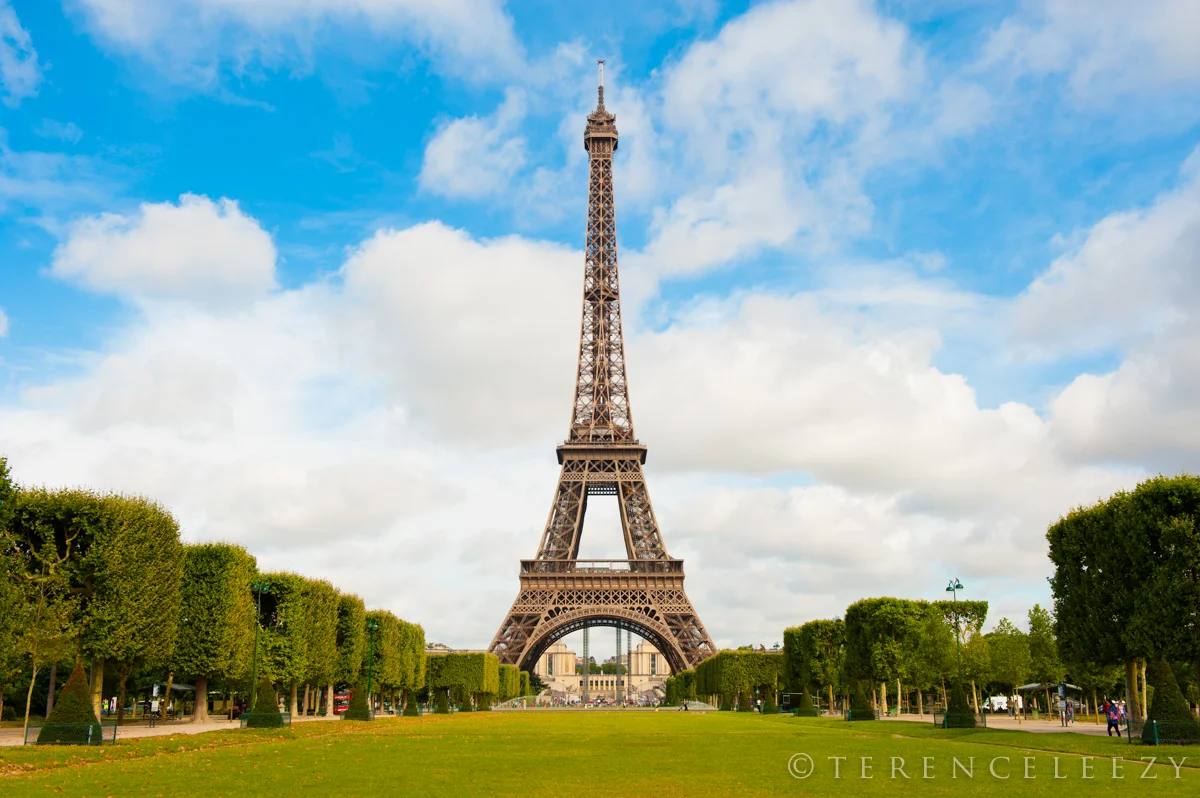 Paris_Eiffel_Tower_TTT6015.jpg