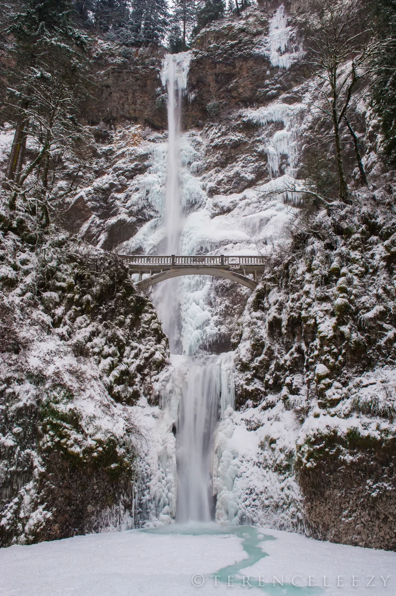 Multnomah_Falls_TTT0549.jpg