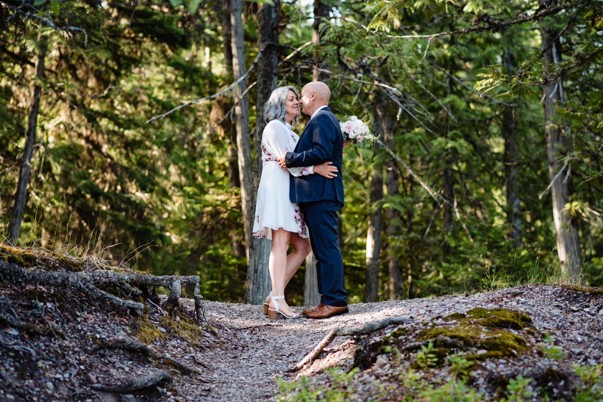 lindseyjanephotography_elope0036.jpg