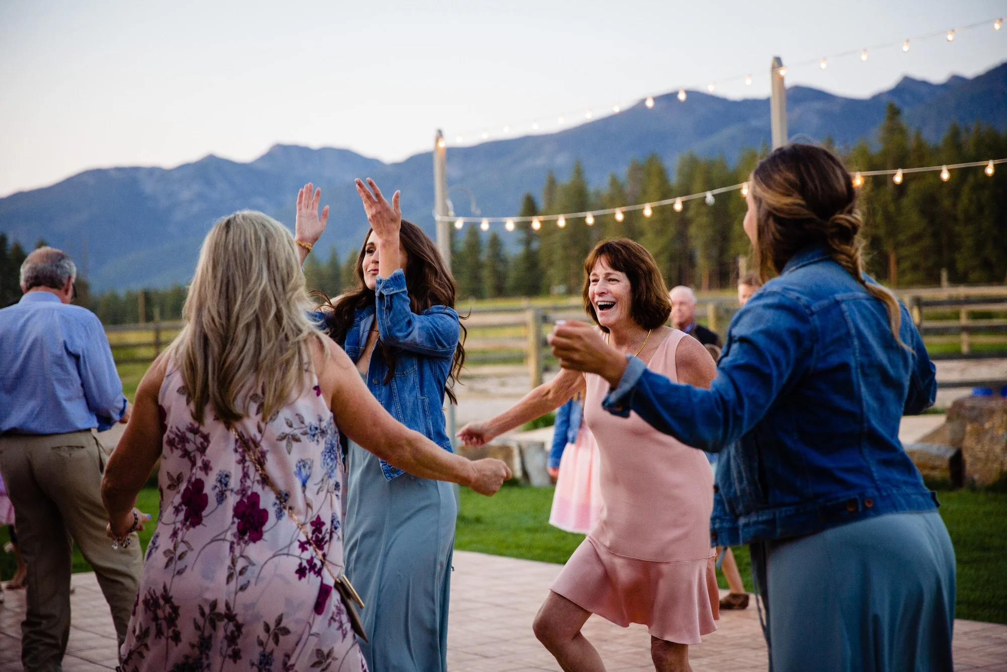 lindseyjane_weddings0150.jpg