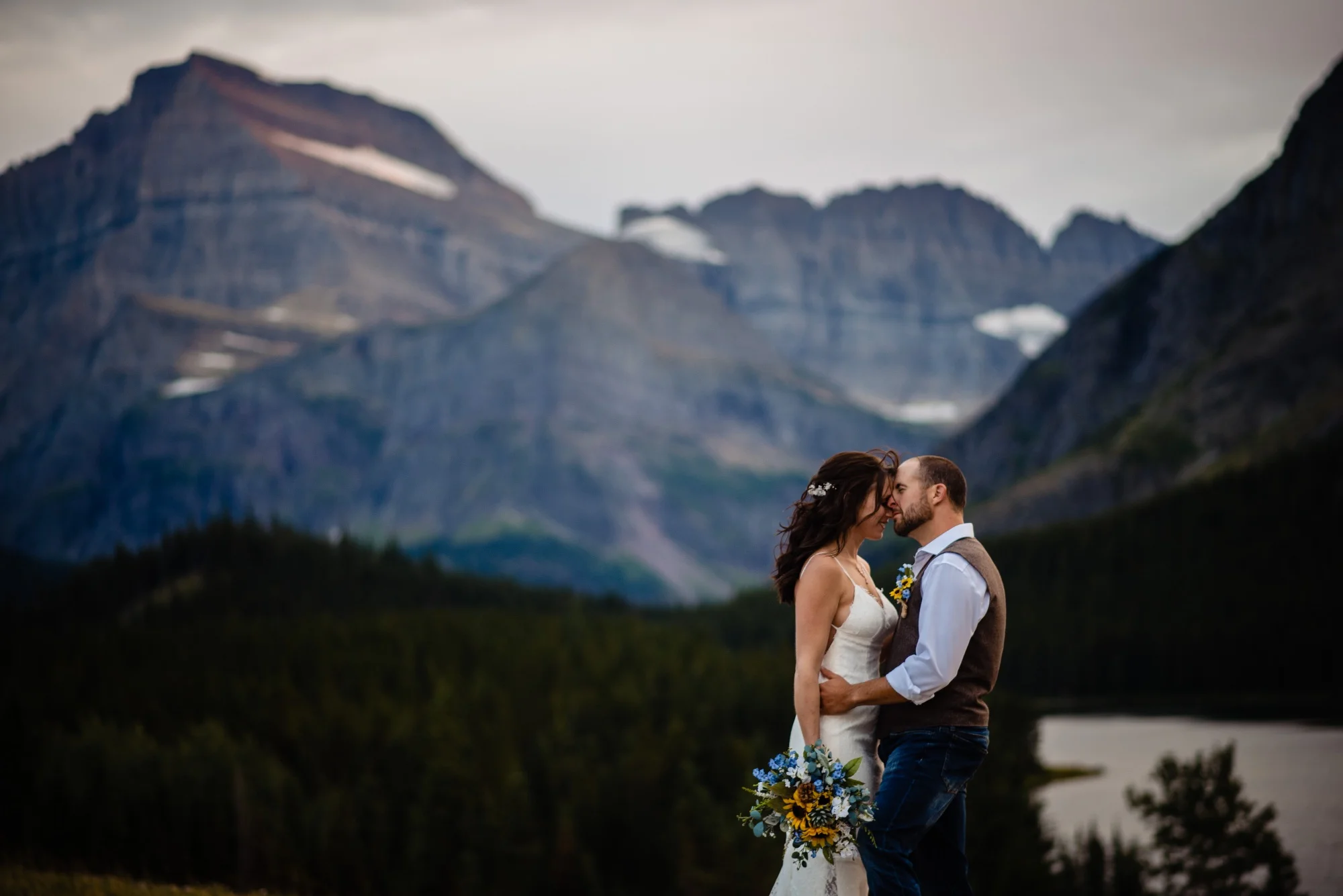 lindseyjanephoto_elope0078.jpg
