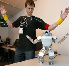robotic control 230x240.png
