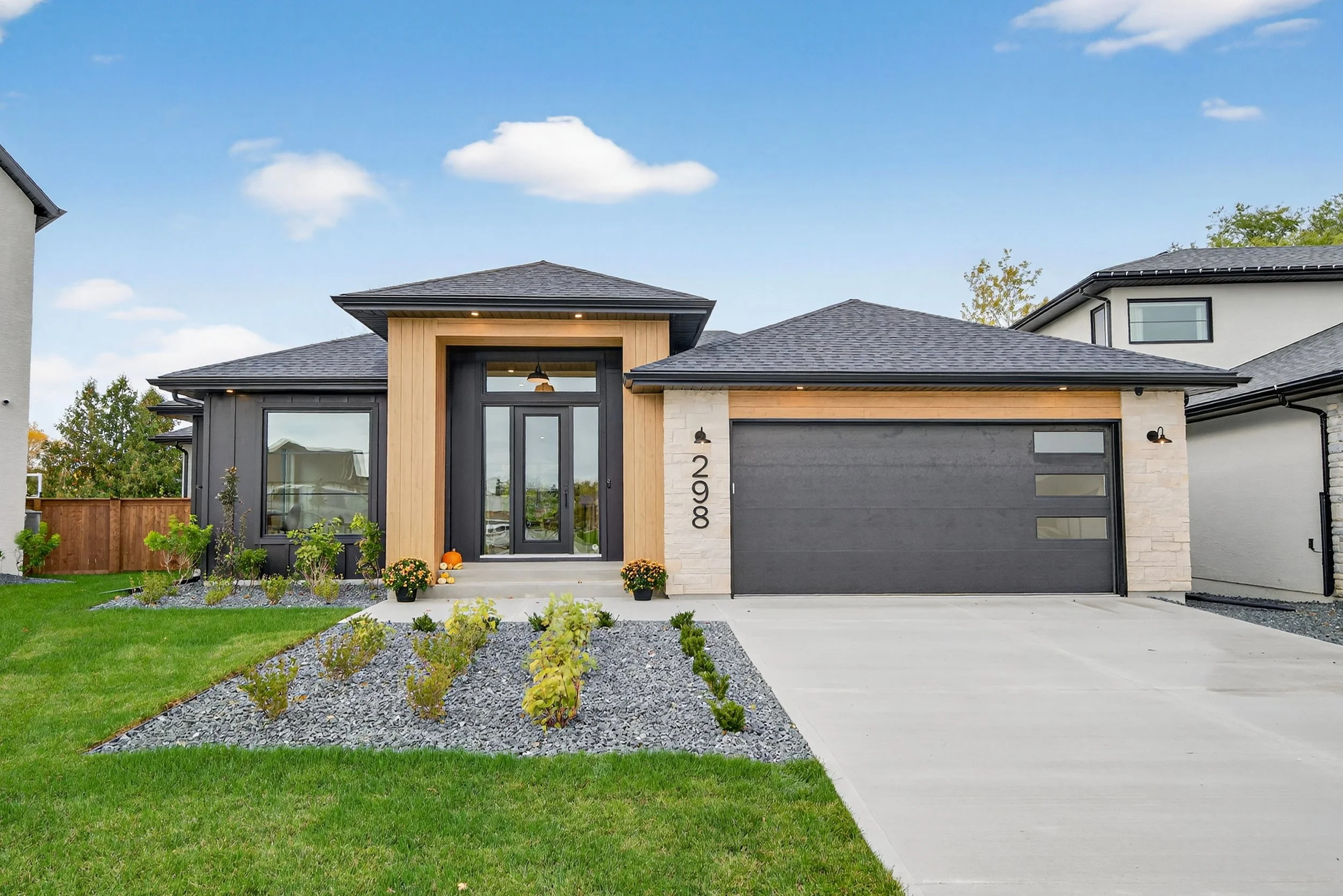 298 Glenbush Street (56 of 70).jpg