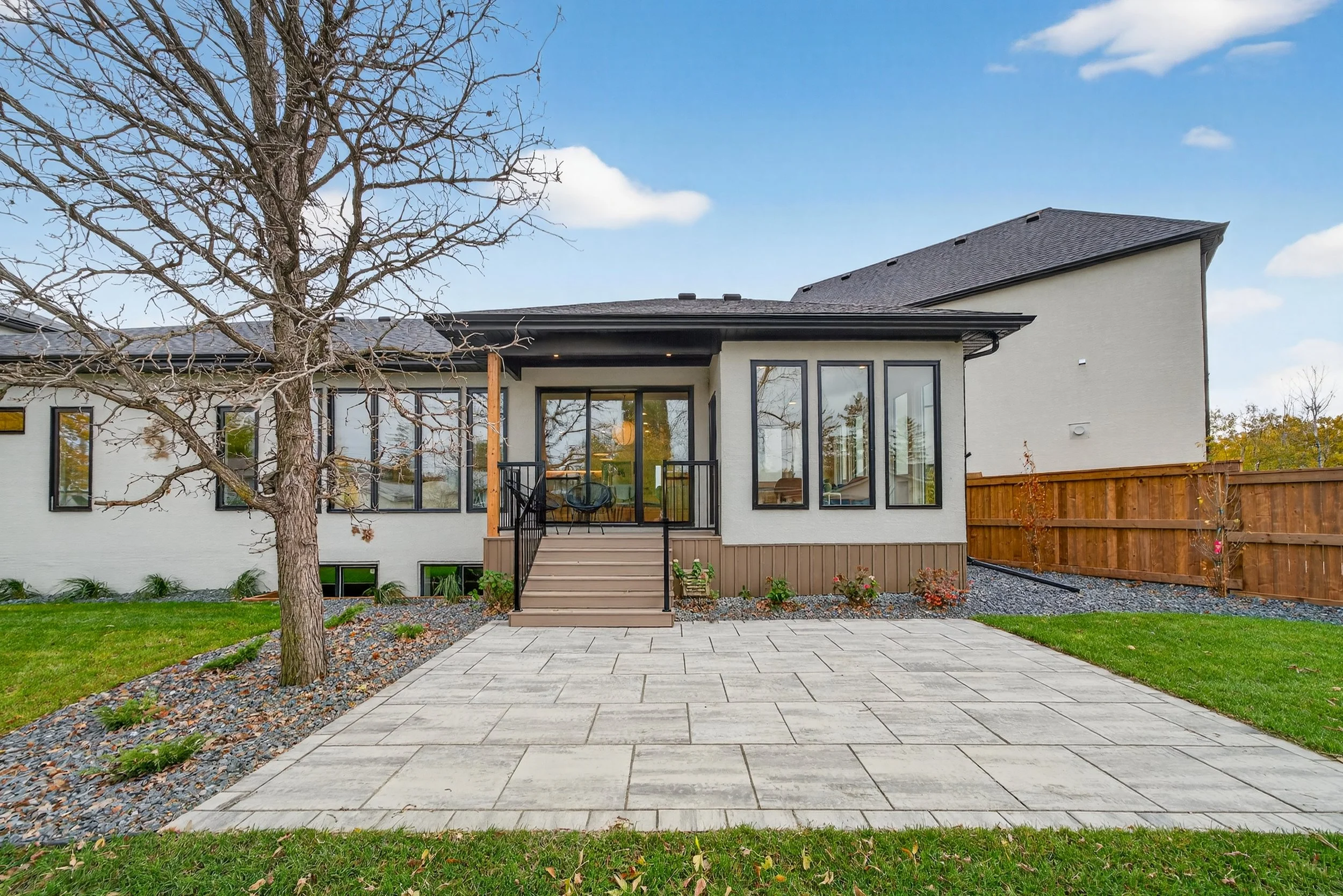 298 Glenbush Street (63 of 70).jpg