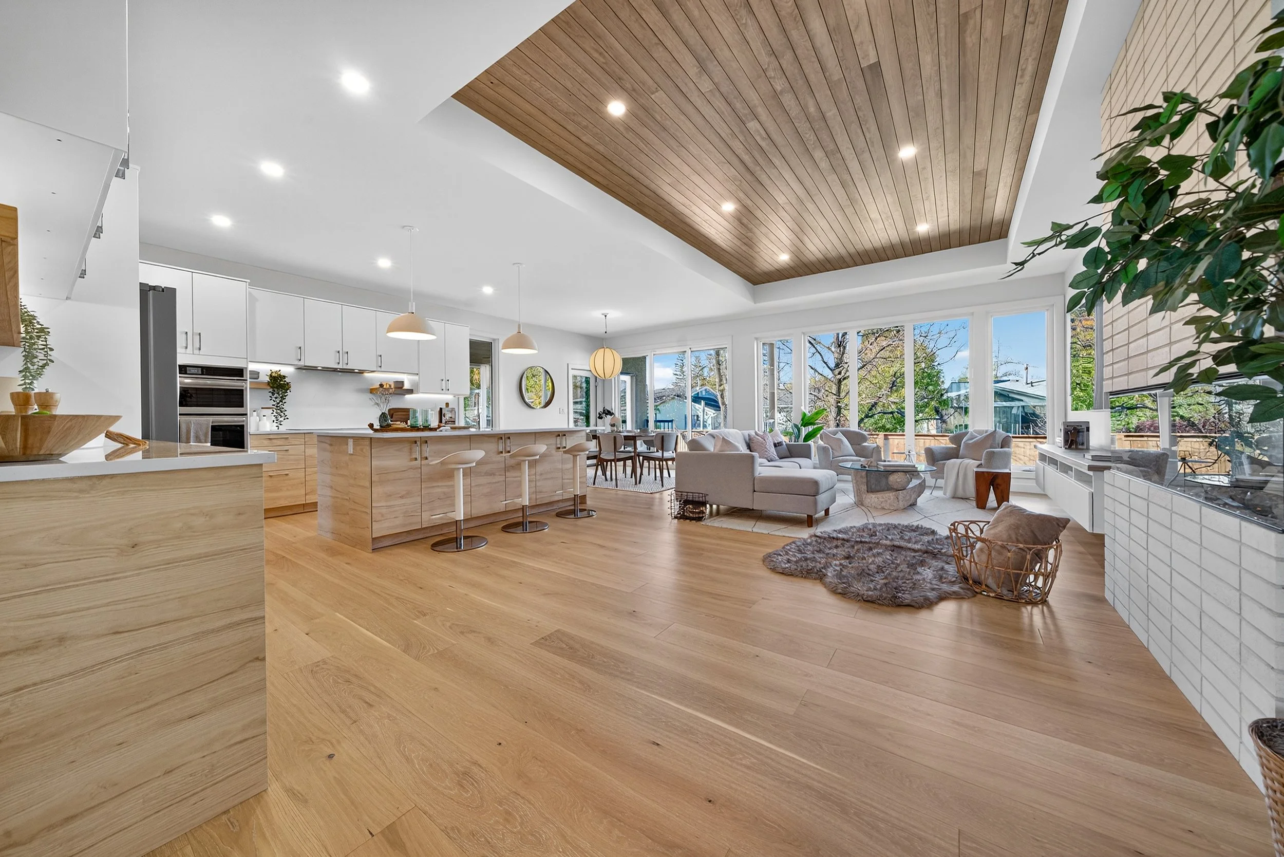 298 Glenbush Street (37 of 70).jpg