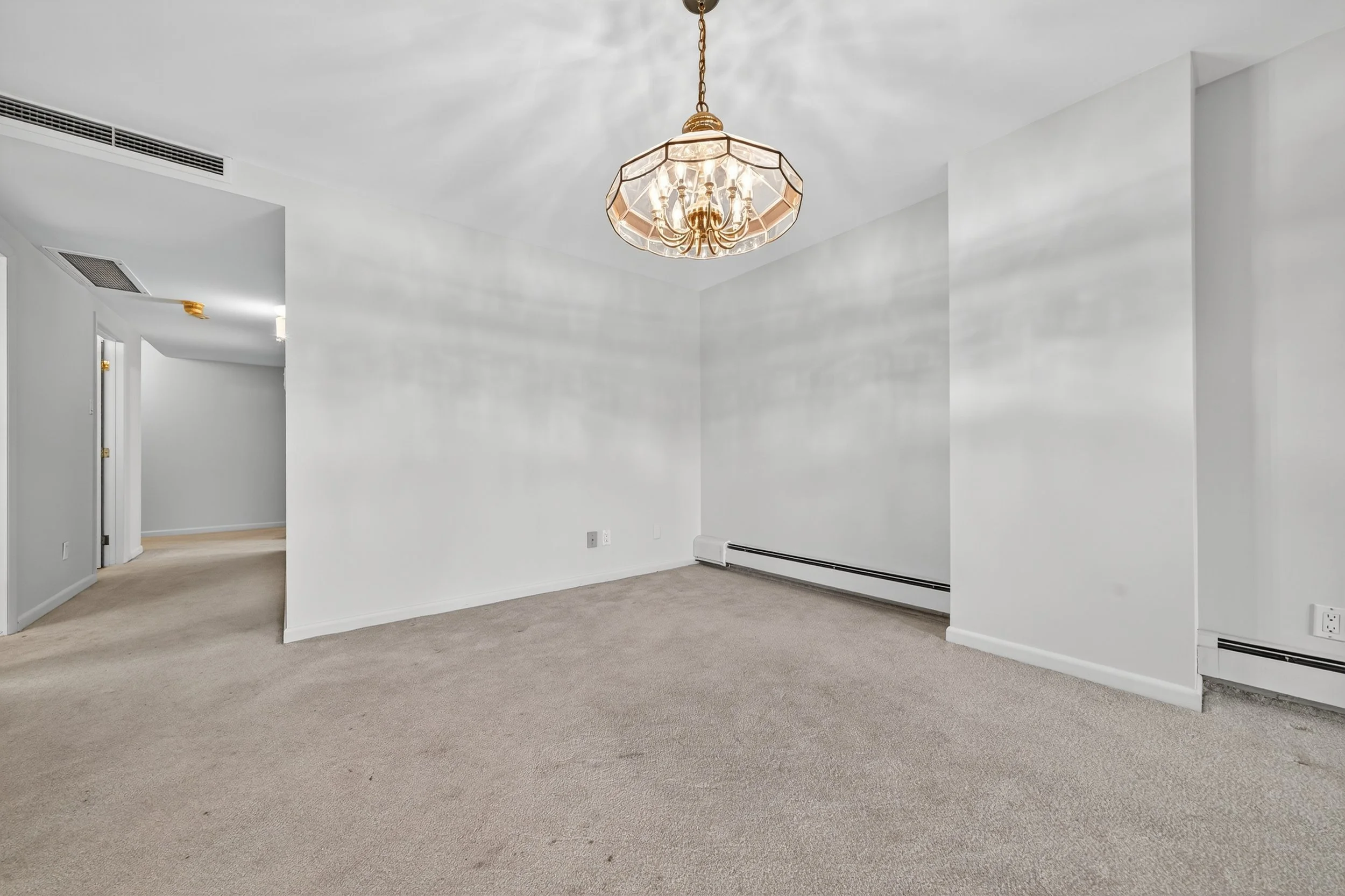 302-237-Wellington-Cr (29).jpg