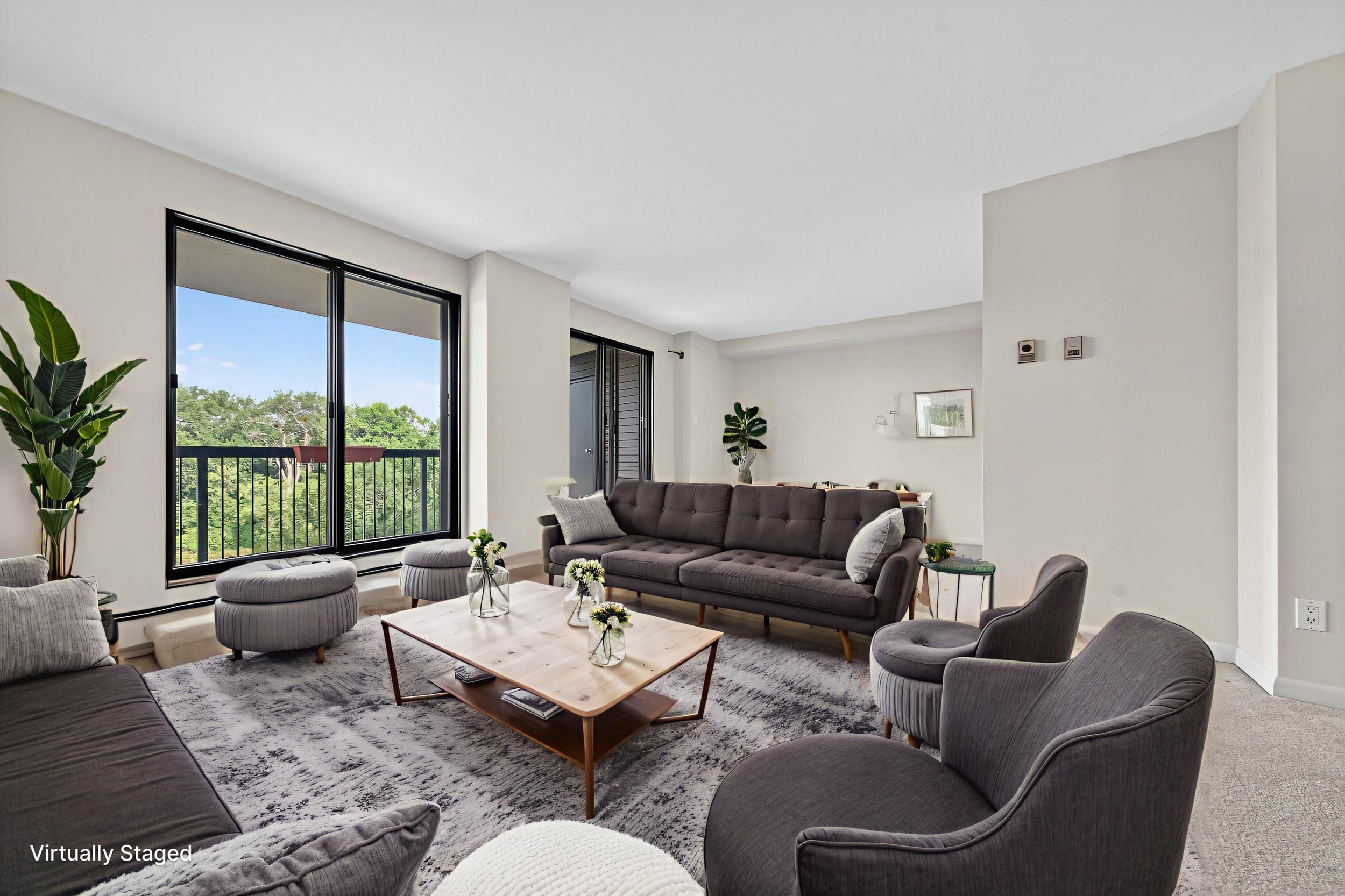 302-237-Wellington-Cr (23).jpg