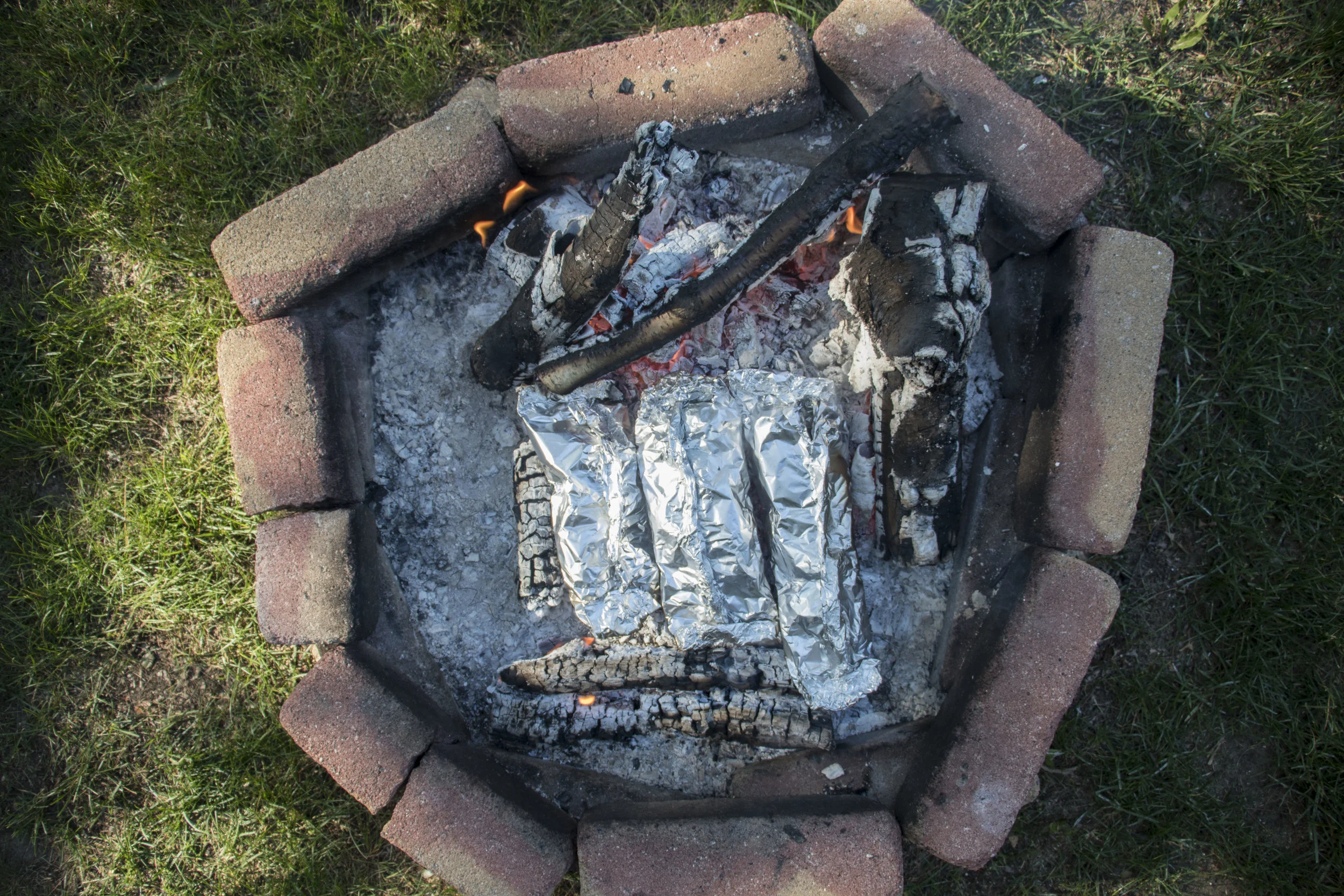 Bonfire Hobo Dinners.jpg