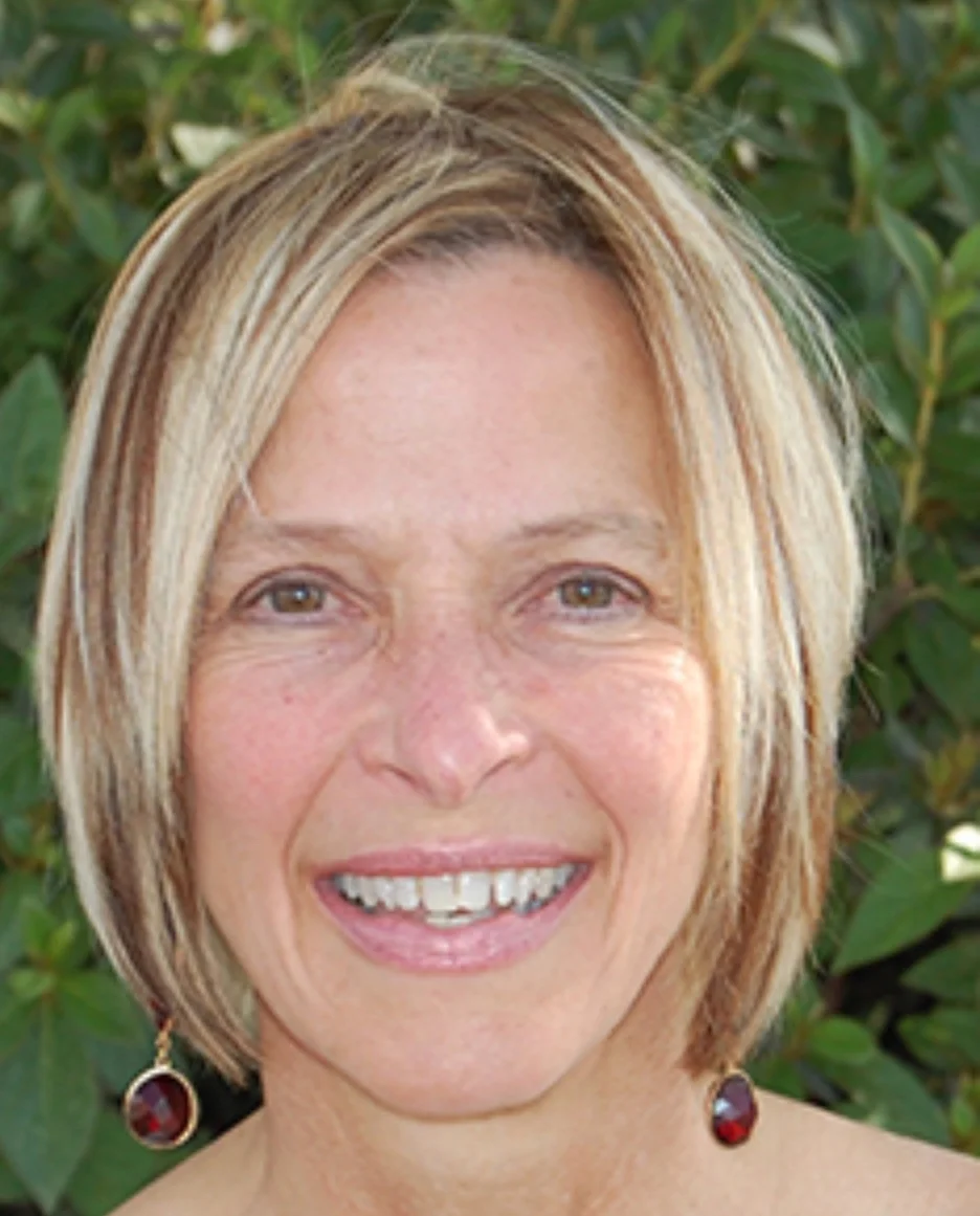Dr. Lucy L. Henke - Associate Professor, Department of Marketing and Hospitality, University of Louisiana at Lafayette “Frances’ workshop was, for me, nothing short of transformative. I left with a renewed sense of confidence in my ability to navigate my professional life. Since the workshop, I have taken significant steps to advance my career, and my perspective of interpersonal relationships in the workplace has changed.”