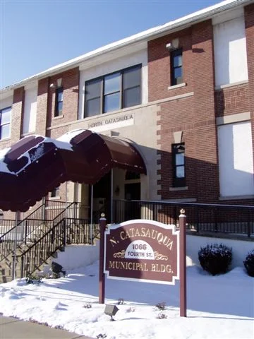 Dale-Boro Hall1..jpg