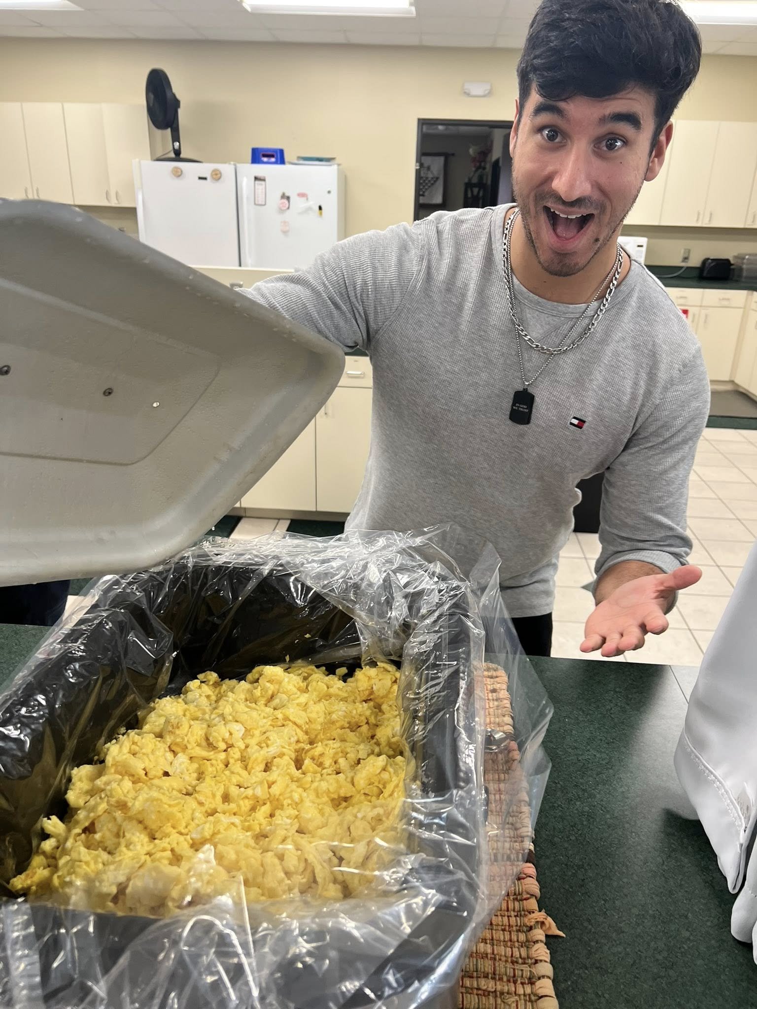 623699466_25756285414022967_7332760138439893350_n (1).jpg