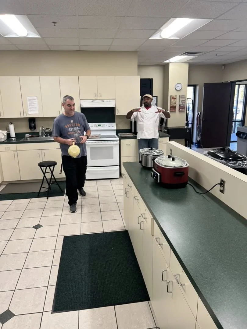 626010452_25756292624022246_2421285628738594319_n (1).jpg