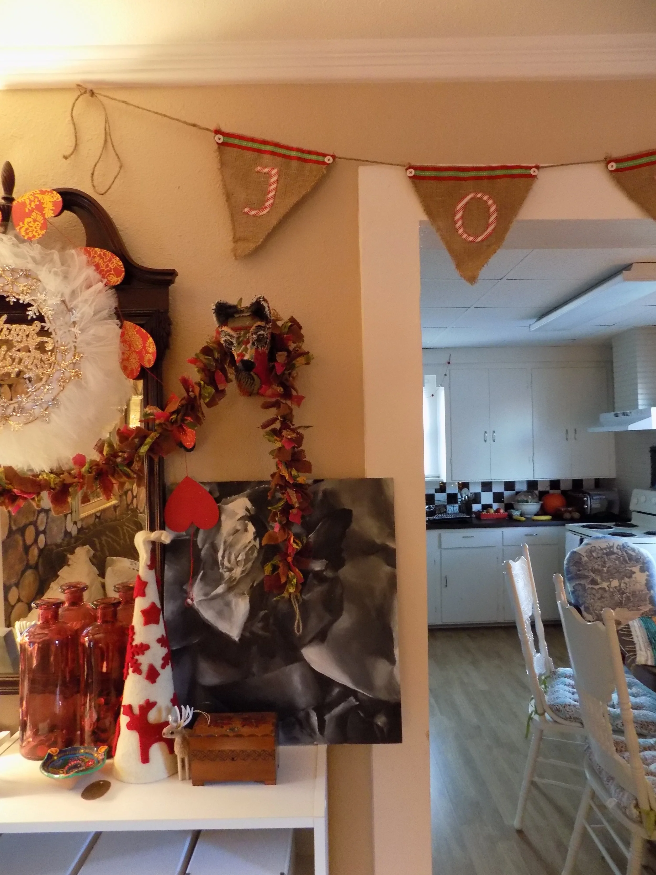 The small fabric fox is by my pal, textile artist Meredith Hadaway @rtexasgallery
