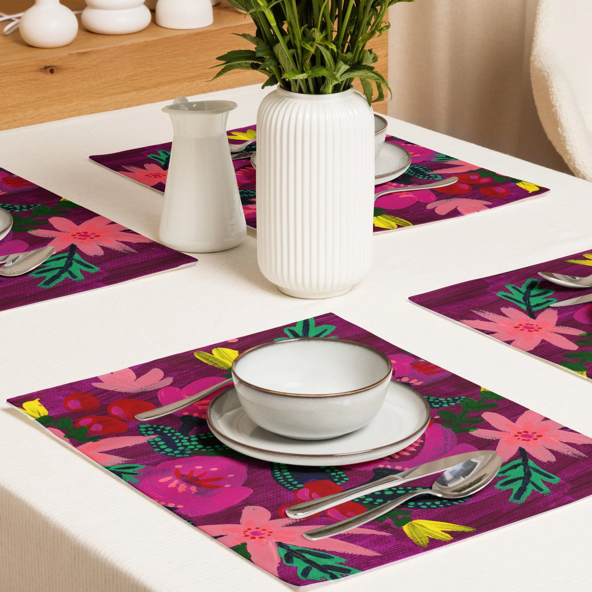 placemat-set-(4)-white-front-67c36f743dddb.jpg