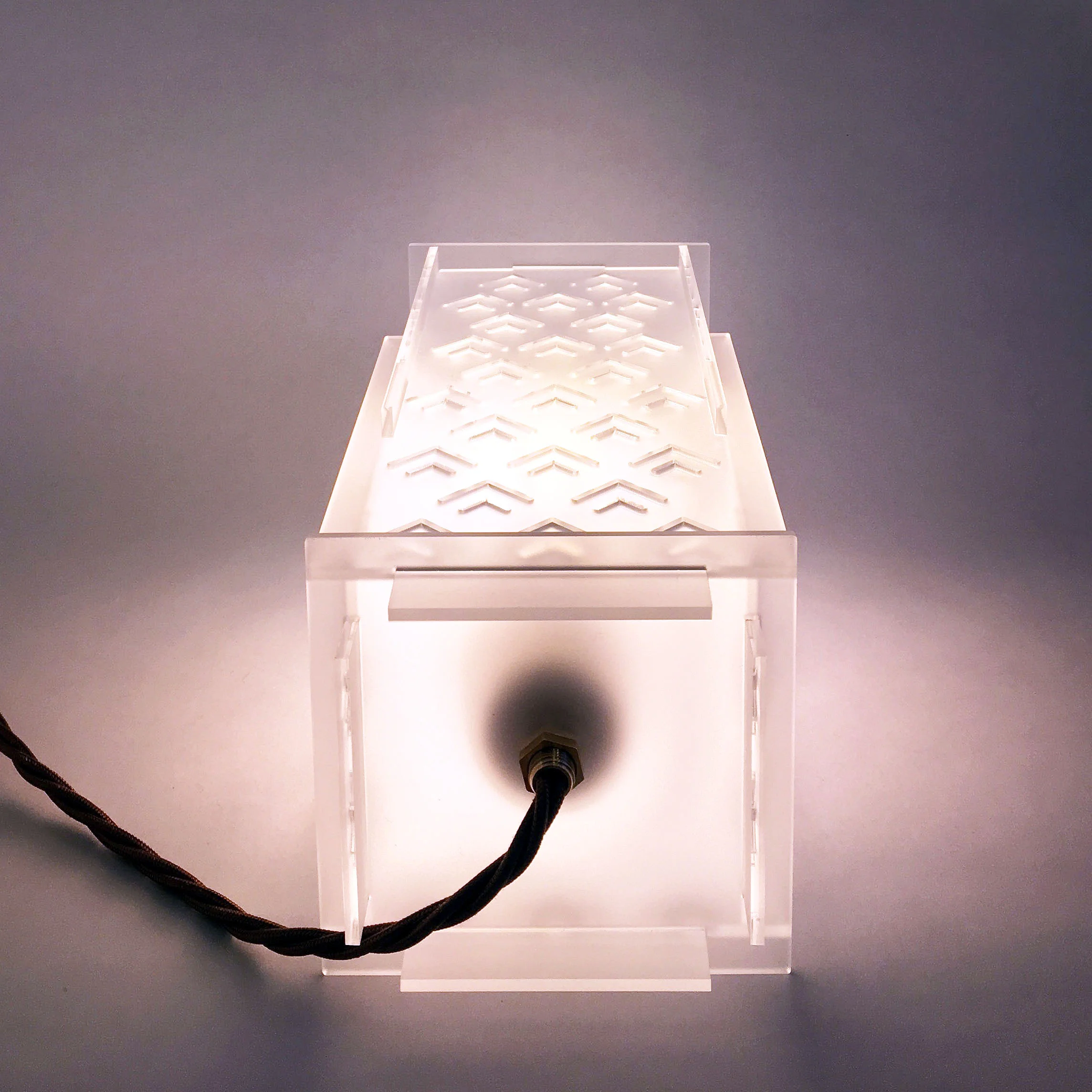 Arrows-Lamp-Clear-Frost4.jpg