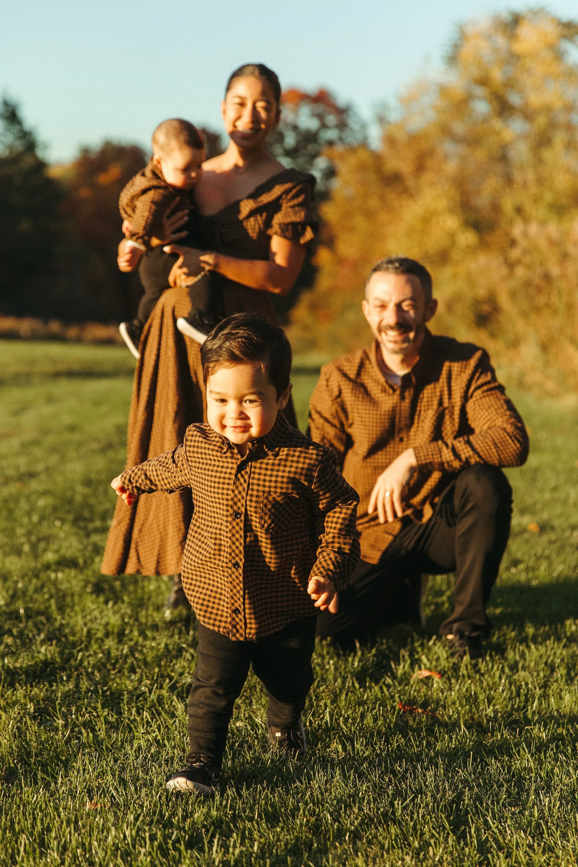 20241017_Donna Jon Arlo Otto Mini Session_017.jpg