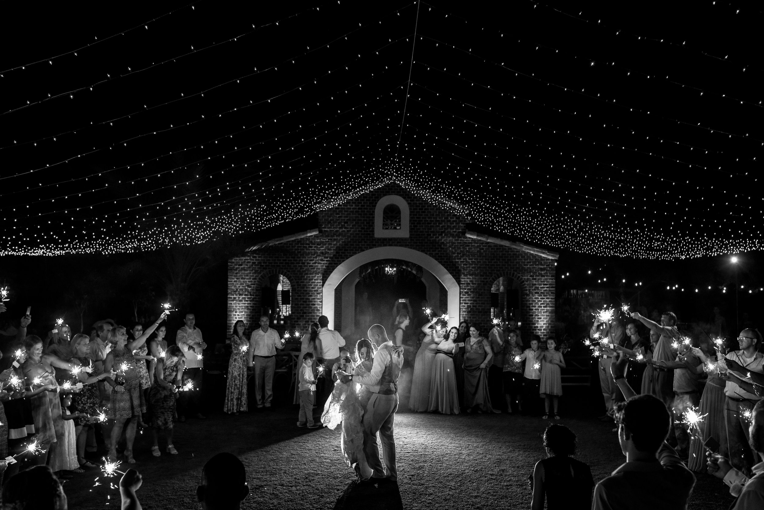 first-dance-flora-fams-cabo